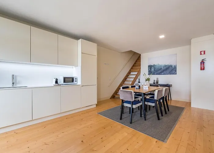 Guestready - La Maison Aires Gouveia Апартаменты Порту